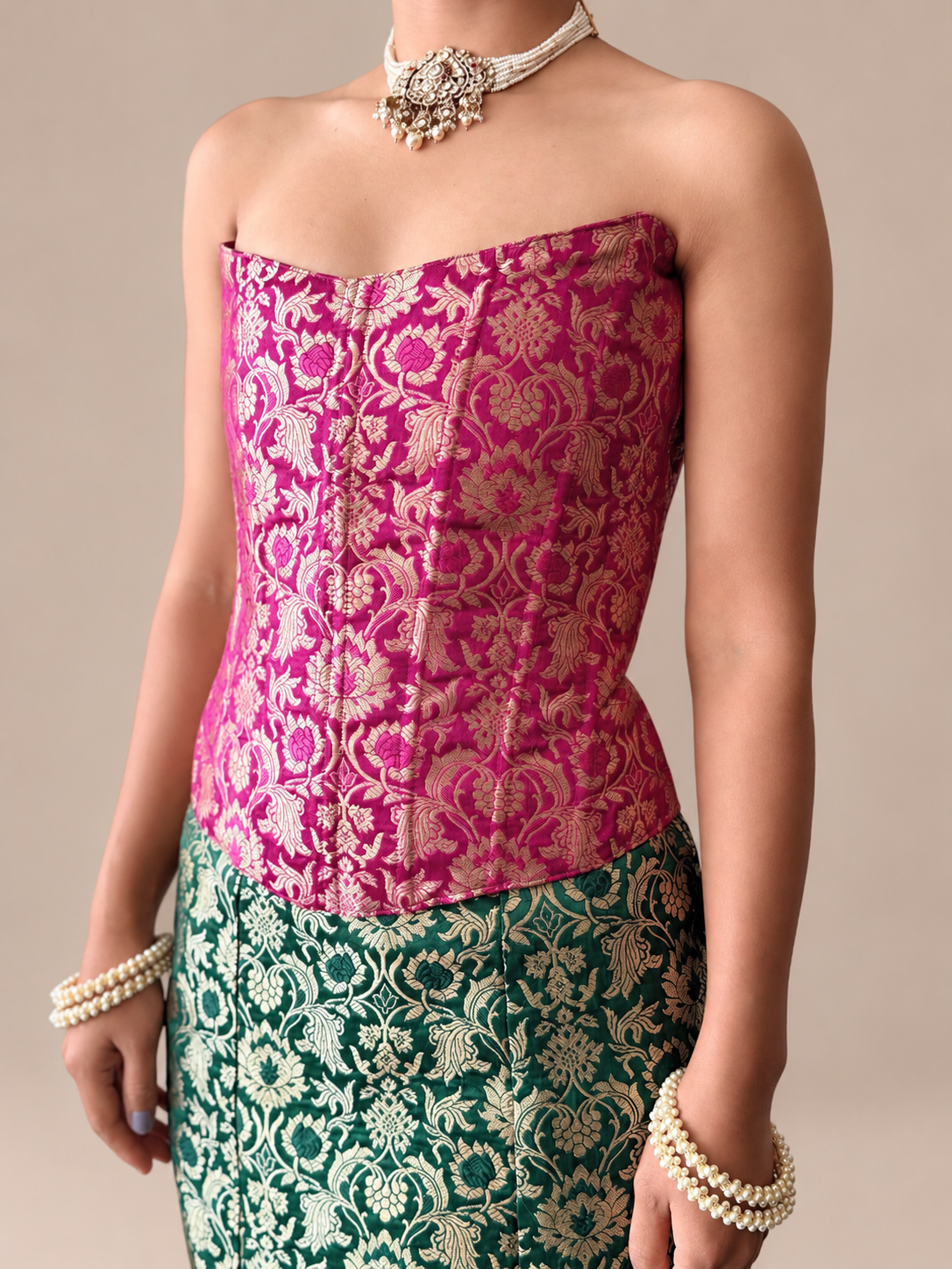 Brocade set