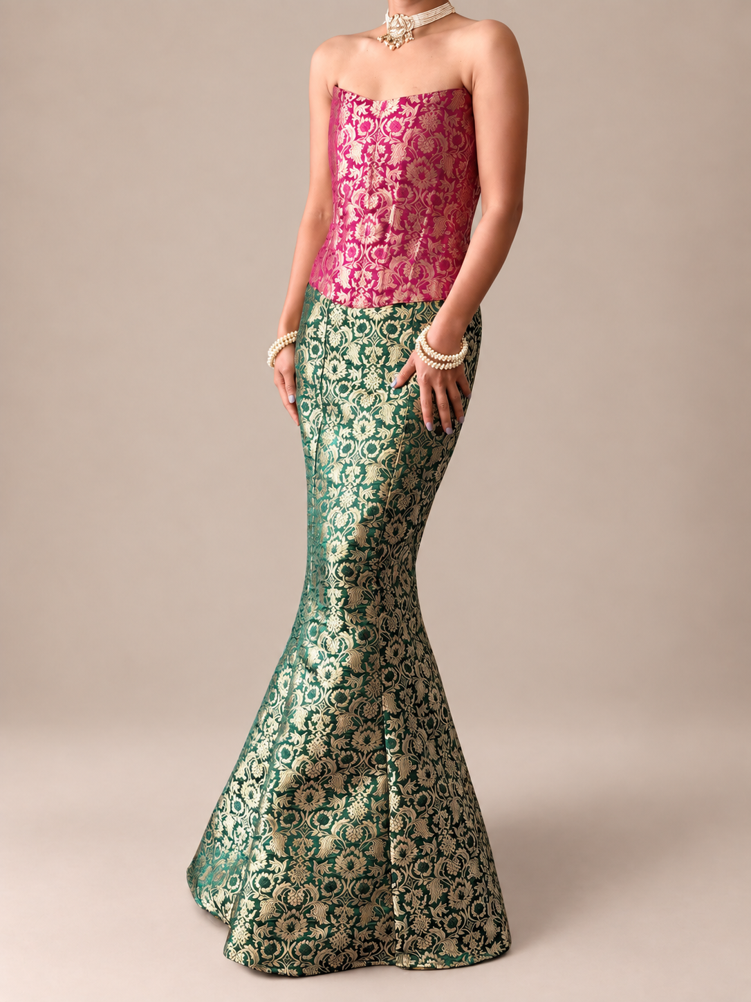Brocade set