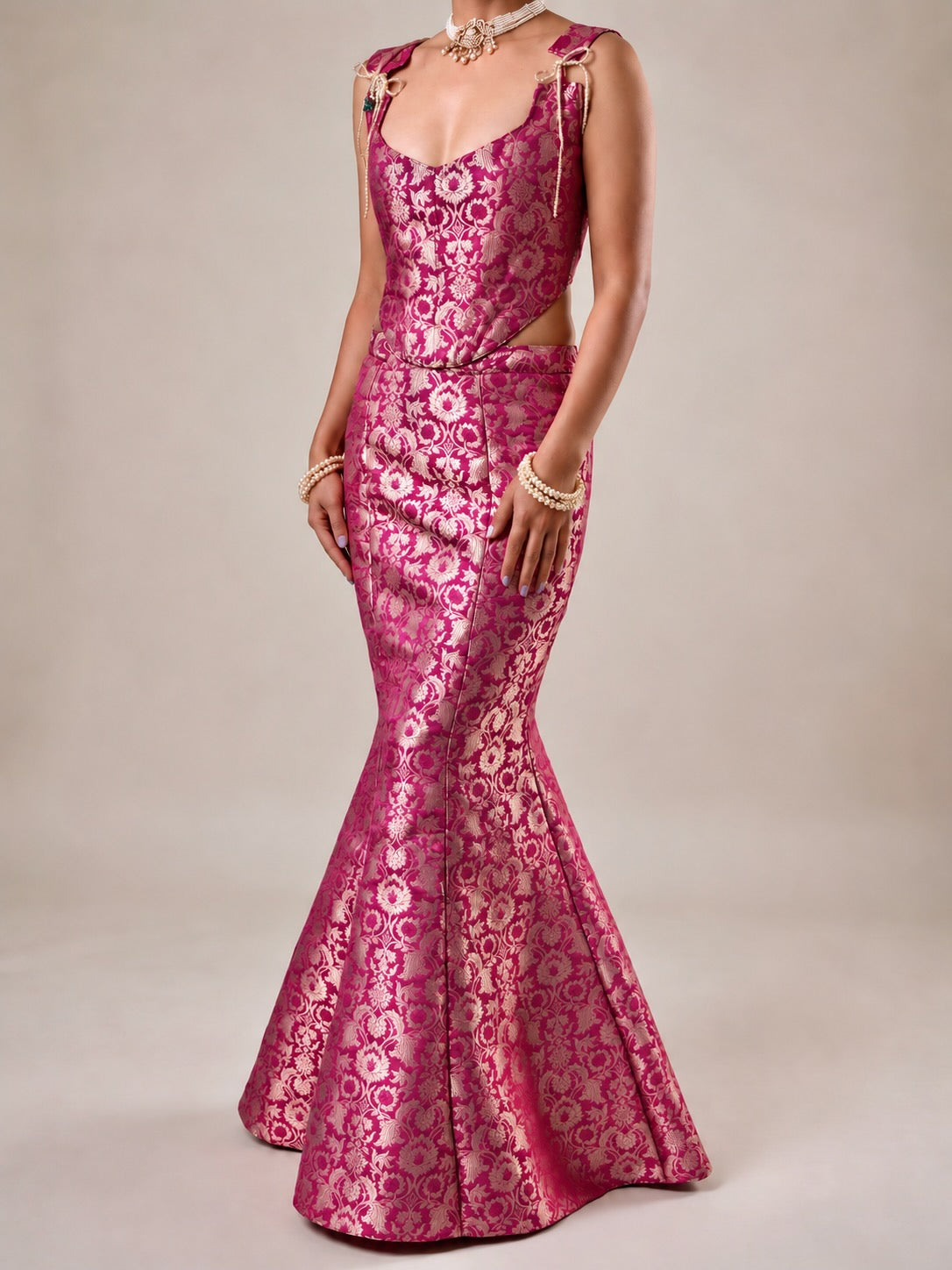 Brocade set