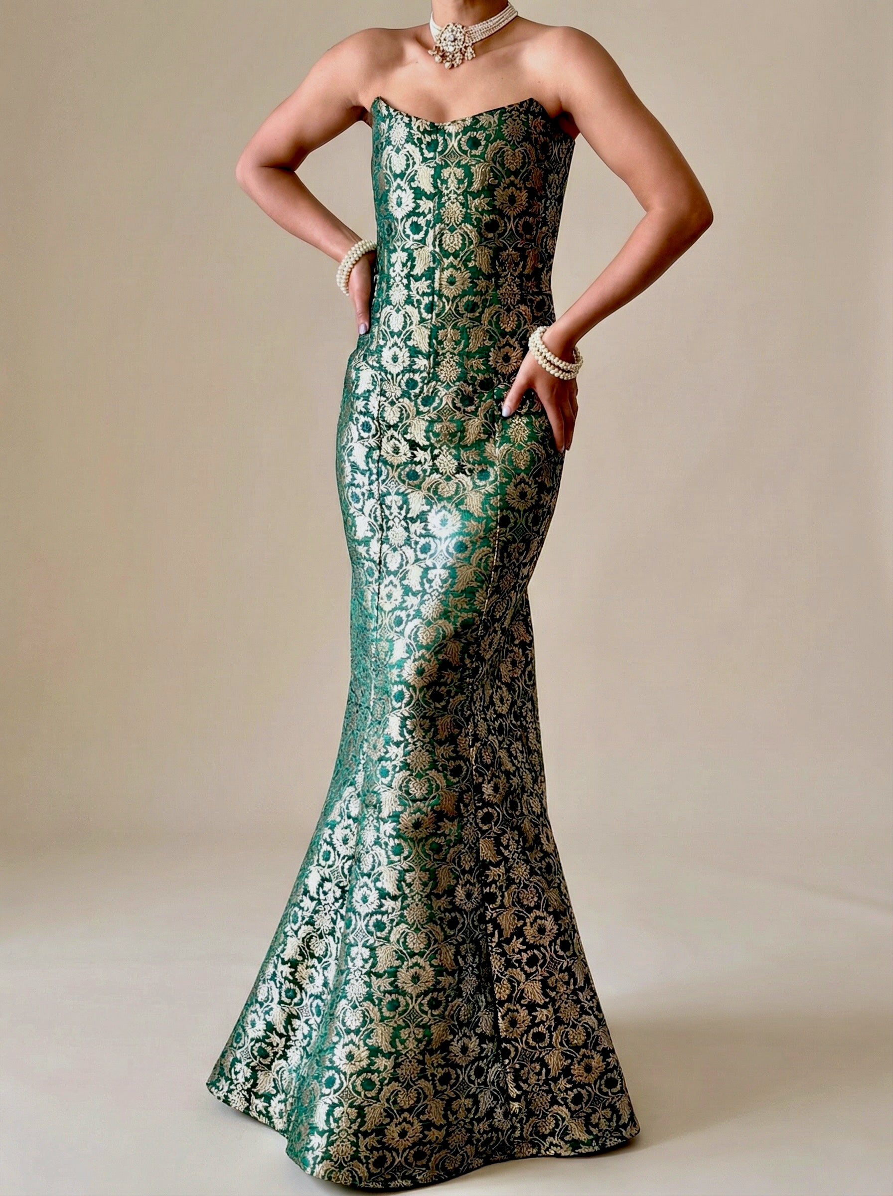 Brocade set