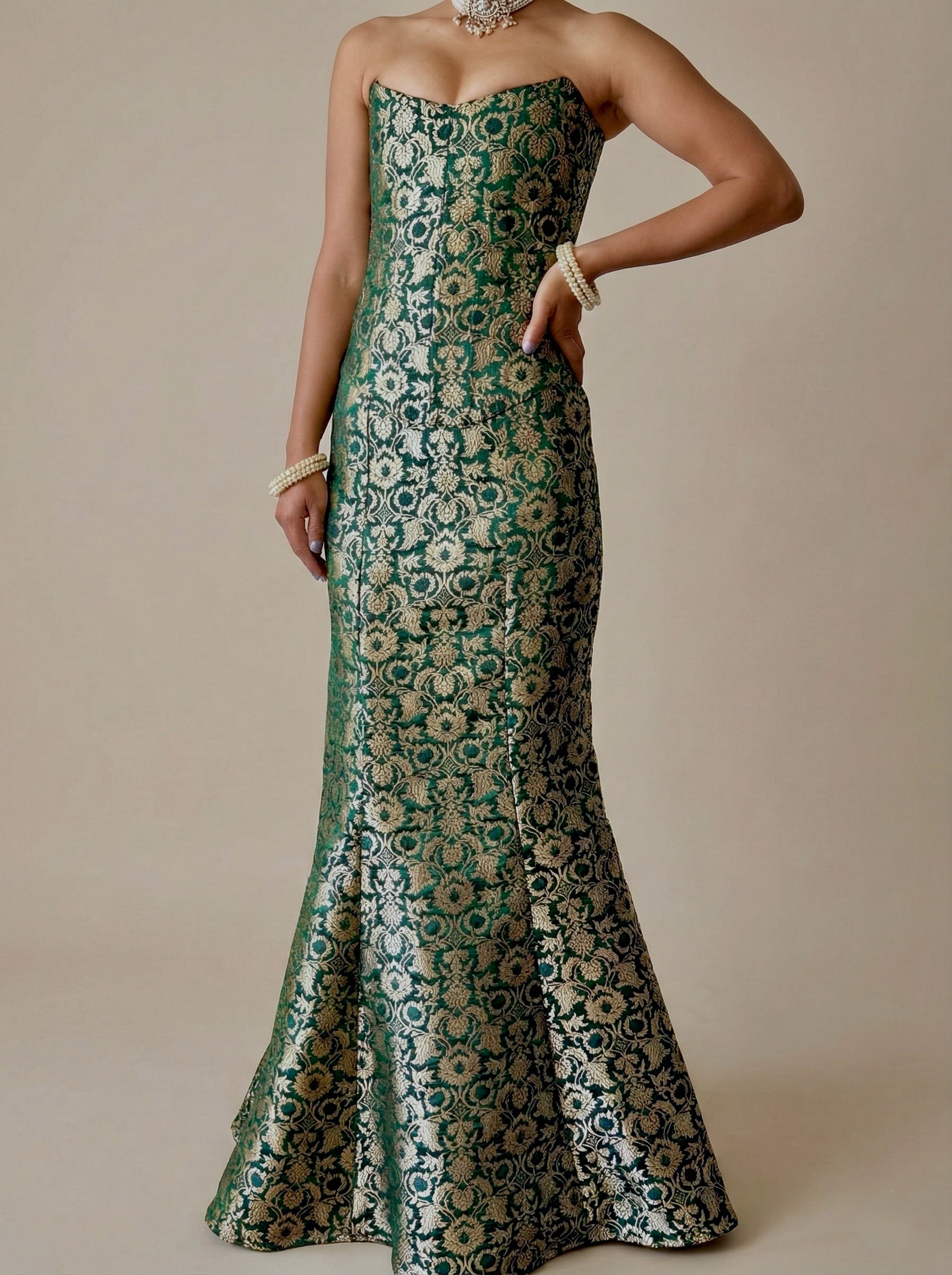 Brocade set
