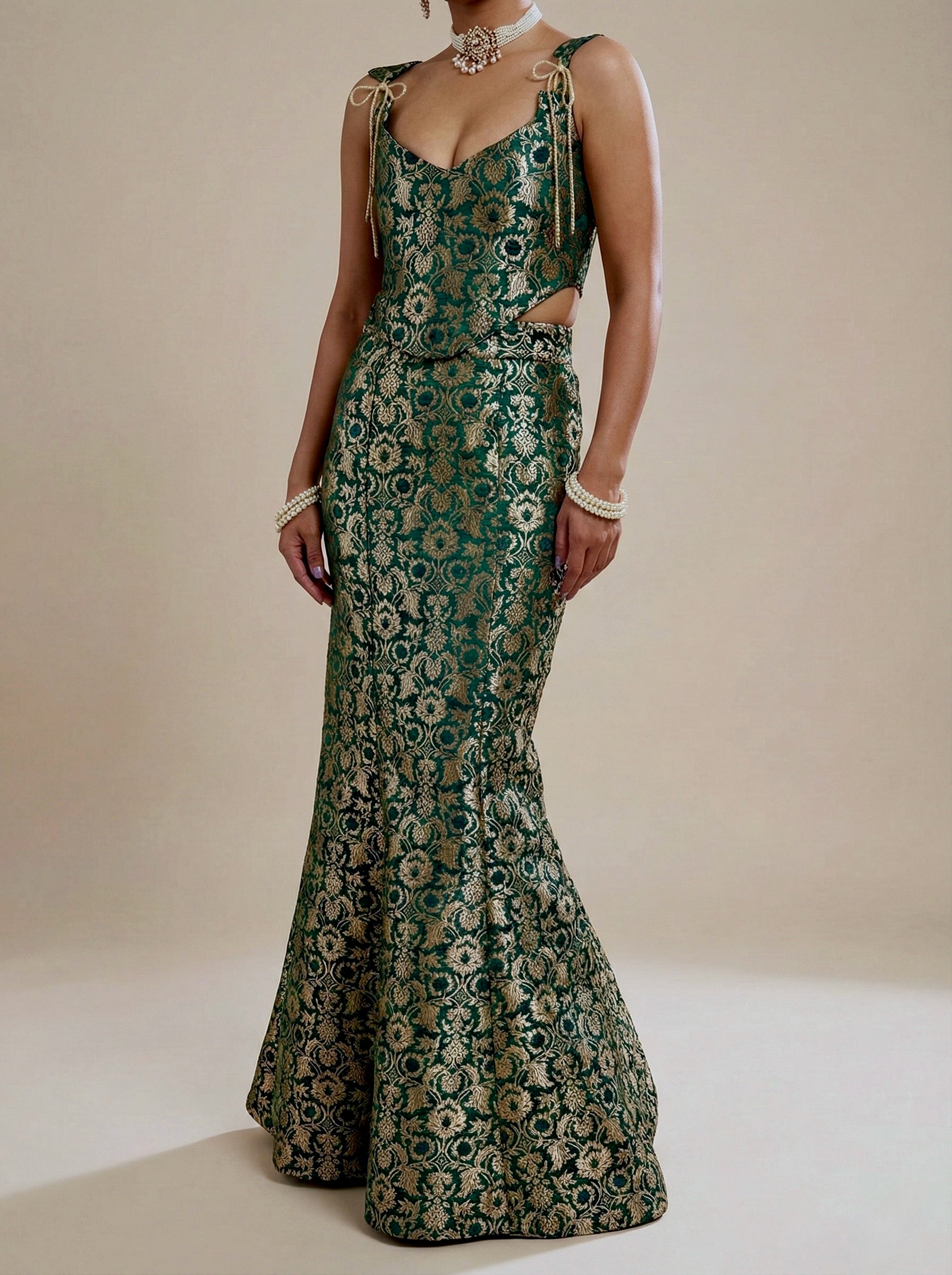 Brocade set